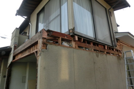 岐阜県多治見市のベランダ解体工事