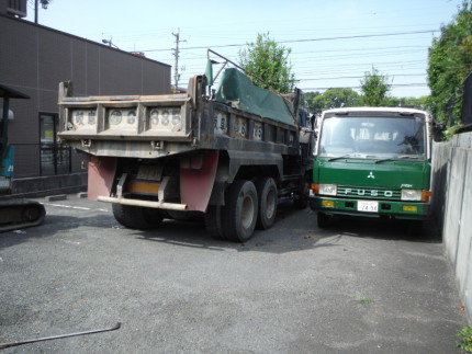 アスファルト舗装の撤去