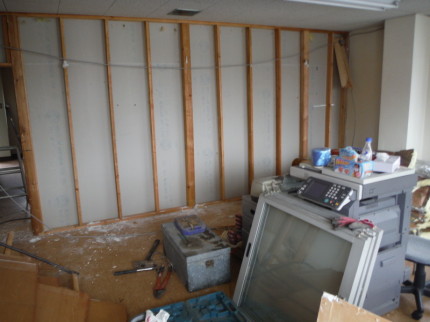 名古屋市守山区の店舗の内装解体