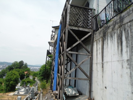 岐阜県可児市のベランダ解体工事