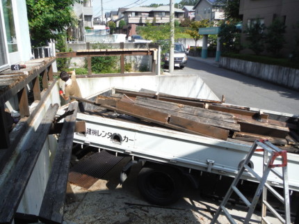 日進市のウッドデッキの解体工事