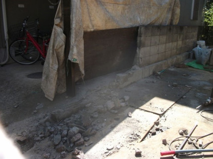 小牧市ブロック塀の解体工事