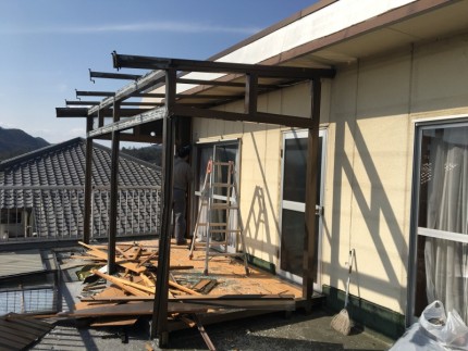 岐阜県各務原市のテラス解体工事