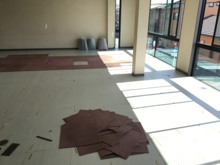 現状復旧|床カーペット撤去処分