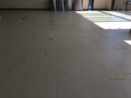 現状復旧|床カーペット撤去処分