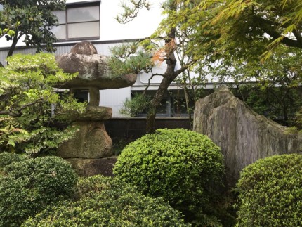 名古屋市の灯篭撤去処分