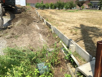 コンクリート擁壁撤去|岐阜県各務原市