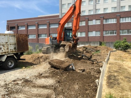 コンクリート擁壁撤去|岐阜県各務原市