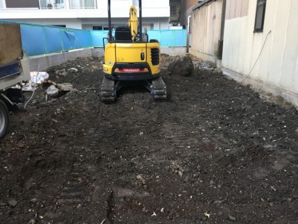 名古屋市西区の解体工事｜コンクリート基礎の撤去