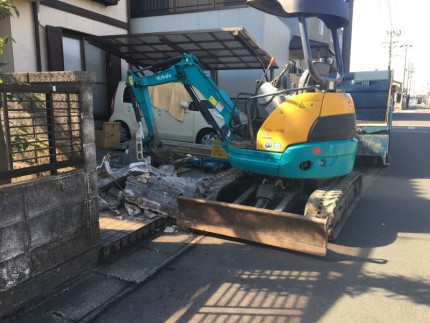 北名古屋市|ブロック塀の撤去|重機解体