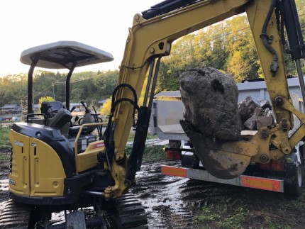 庭石の撤去重機作業｜名古屋市守山区