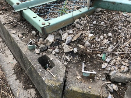 名古屋市中村区|フェンス撤去工事|切断面