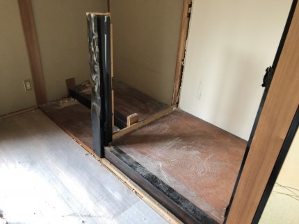 内装解体｜間仕切り壁の撤去｜床組み撤去