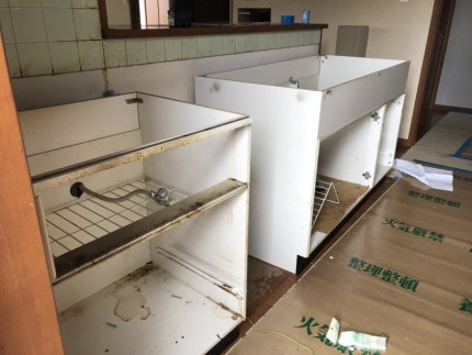 名古屋市中川区｜キッチン撤去｜施工中