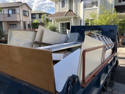 名古屋市中川区｜キッチン撤去｜積込