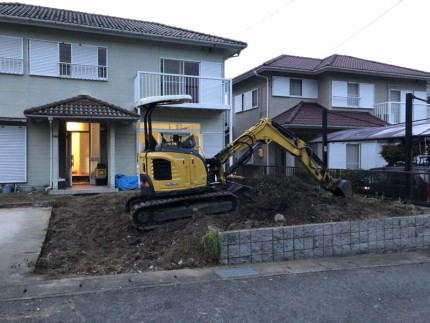 岐阜県可児市｜庭の解体｜駐車場の拡張｜残土の撤去