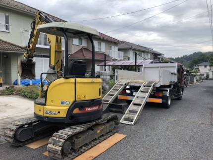 岐阜県可児市｜庭の解体｜駐車場の拡張｜重機搬入