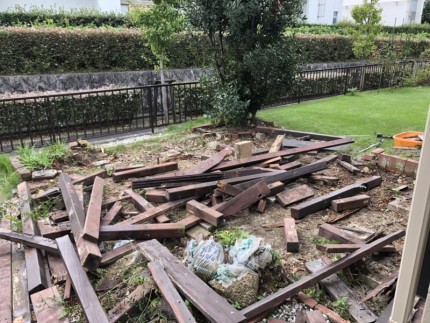 ウッドデッキ解体工事｜みよし｜施工中