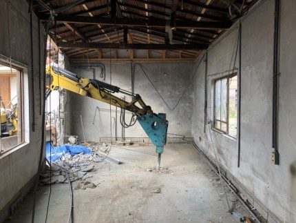 刈谷市｜倉庫の解体工事｜内装解体
