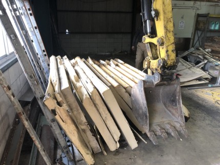 廃棄物|業務用冷蔵庫の解体