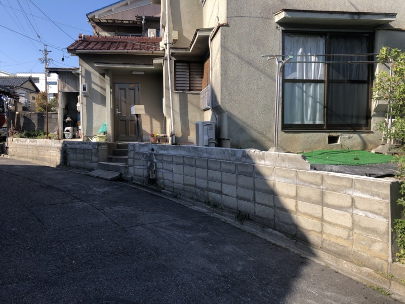 ブロック塀のキレイな断面