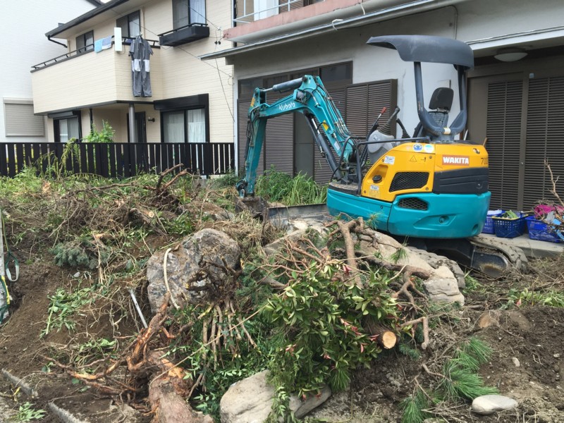 名古屋市北区お庭の解体【庭石、ブロック、残土】