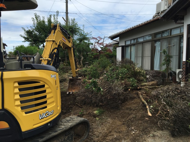【費用事例】名古屋市南区お庭の解体工事【庭石と庭木の撤去】