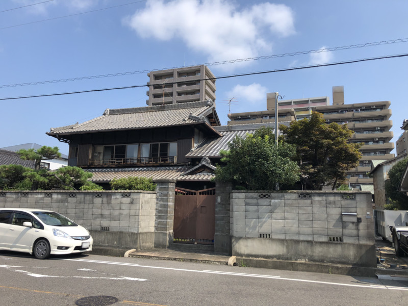 【費用事例】名古屋市北区の木造平屋住宅の解体工事【庭木、庭石】