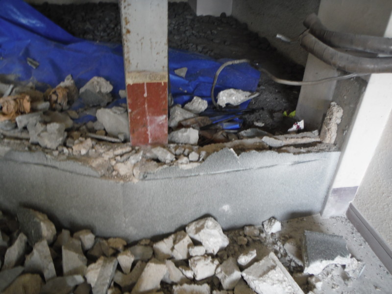 名古屋市中村区の駐車場ブロック塀の解体工事【ブロックはつり撤去】