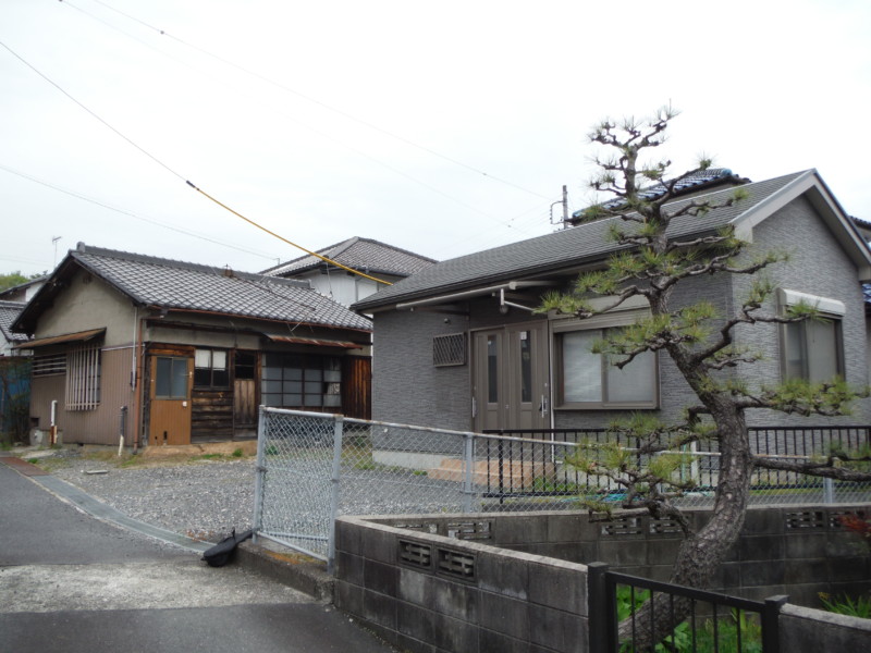 岐阜県多治見市の木造平屋2棟の解体工事【費用事例24坪100万円】