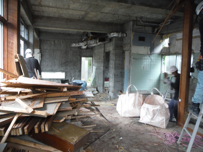 名古屋市千種区コンクリート造2階建て住宅の解体工事