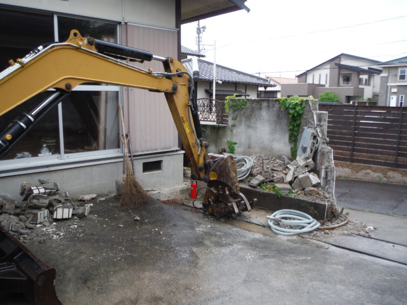 名古屋市千種区コンクリート造2階建て住宅の解体工事