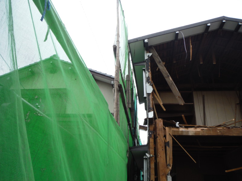 名古屋市北区の木造2階建て住宅の解体工事