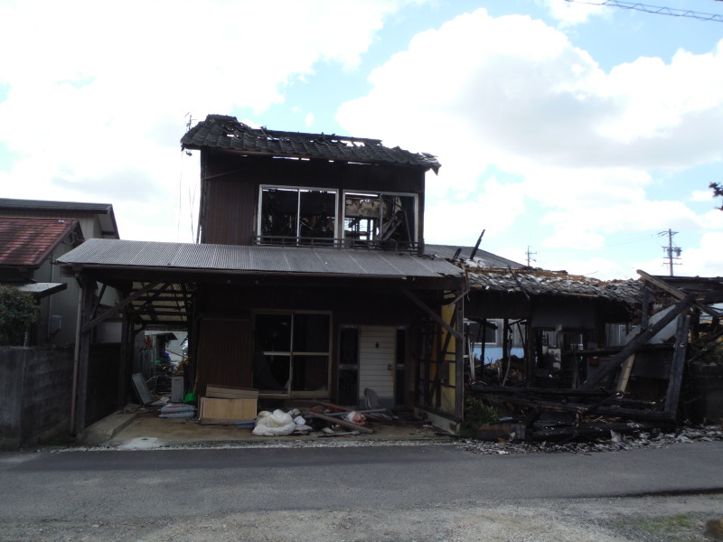 春日井市の火災現場の解体工事