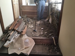 【費用事例】愛知県犬山市の木造住宅の内装解体が着工【手壊し】