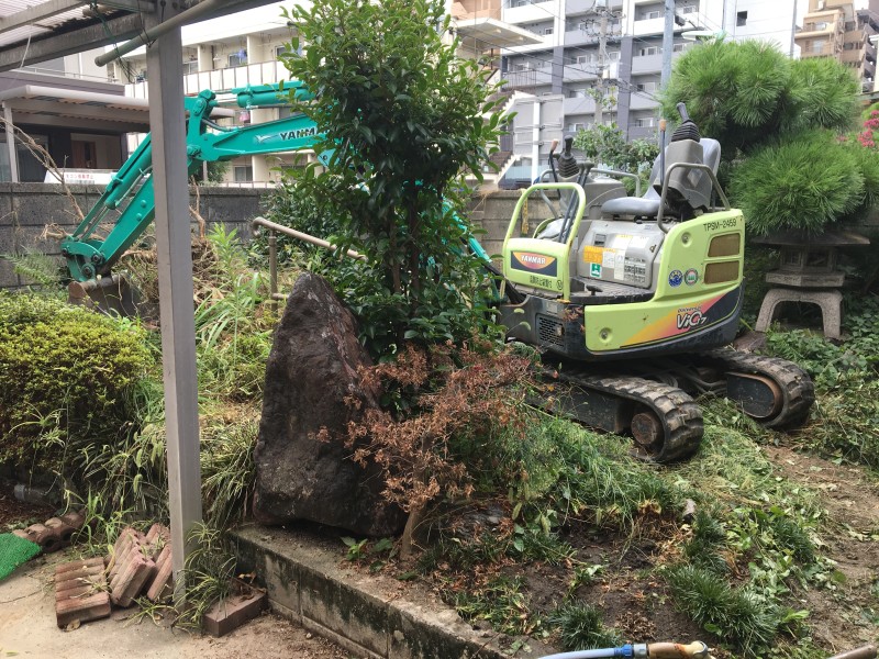 重機作業|庭石の撤去処分|名古屋市南区
