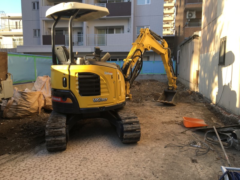 名古屋市西区の土間コンクリート撤去