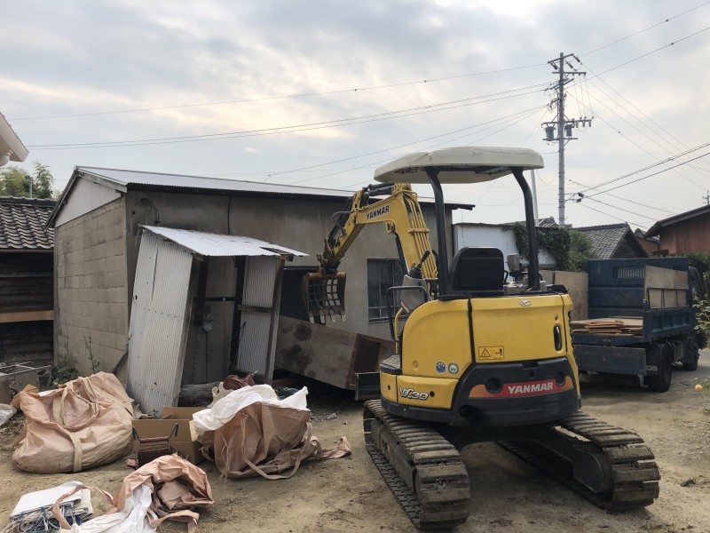 愛知県刈谷市のブロック造の倉庫を解体工事しました【はつり】