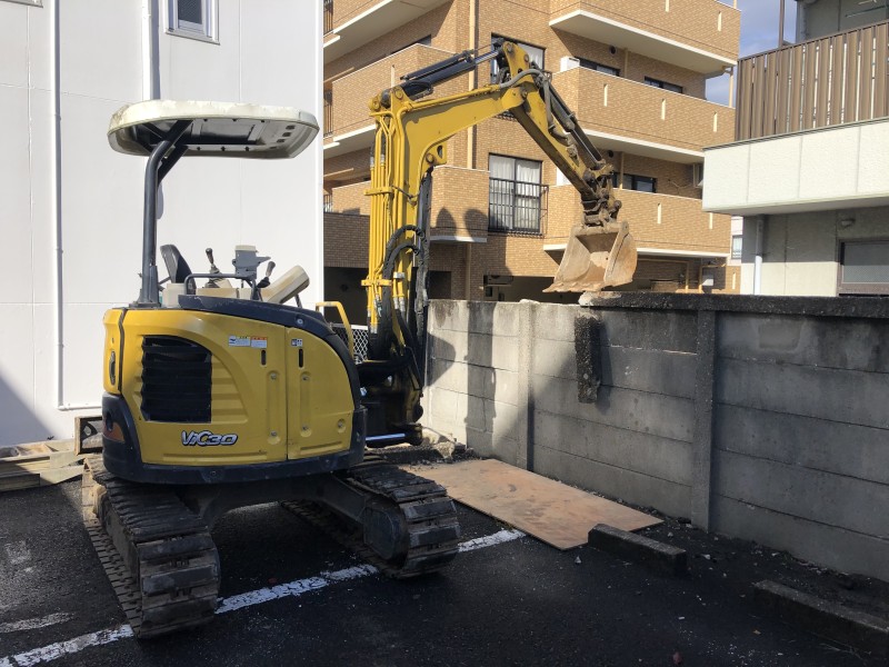 【費用事例】名古屋市中川区のコンクリート塀(万年塀)の解体工事