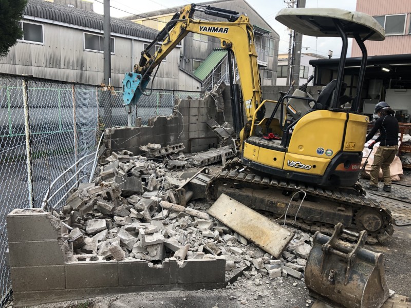 愛知県犬山市|土間コンクリートはつり工事が完工