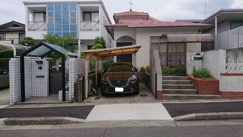 名古屋市名東区カーポートの撤去【撤去前】