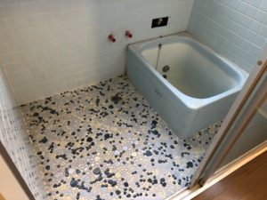 【費用事例】名古屋市千種区お風呂の解体工事【1日作業8万円】