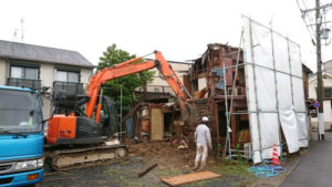名古屋市守山区の木造２階建て解体工事【28坪100万円】2階は手壊し