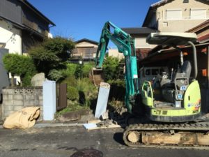 【名古屋市港区】お庭を解体して防草シートと砂利敷きで雑草対策