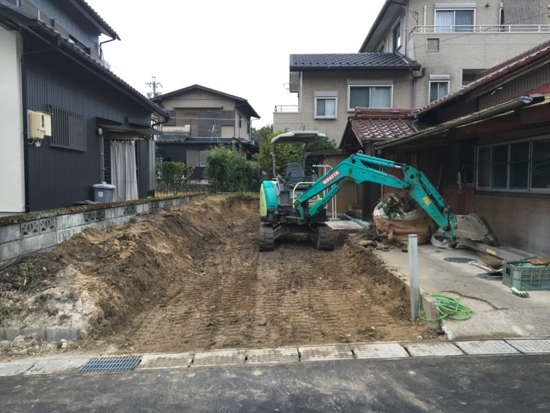 【名古屋市港区】お庭の解体と車の乗り入れ砂利敷き【着工前】