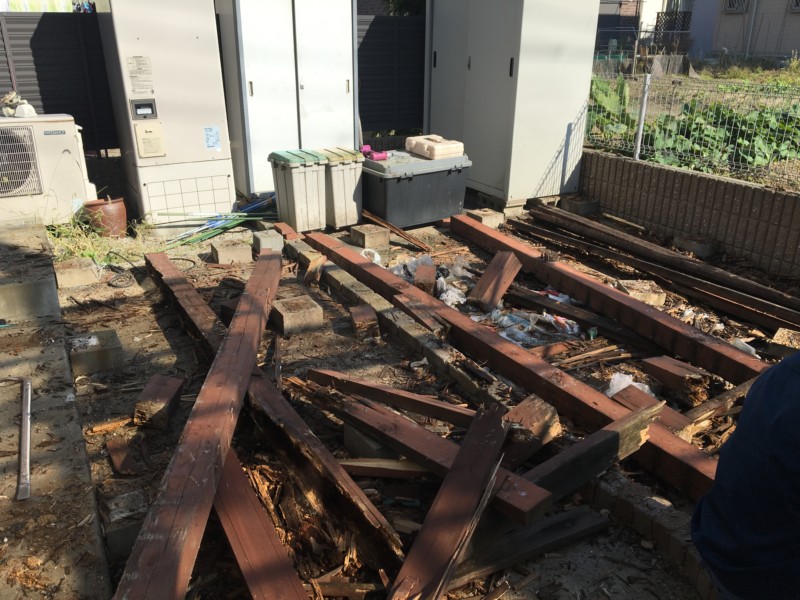 名古屋市瑞穂区ウッドデッキの解体工事【1日作業7万円】