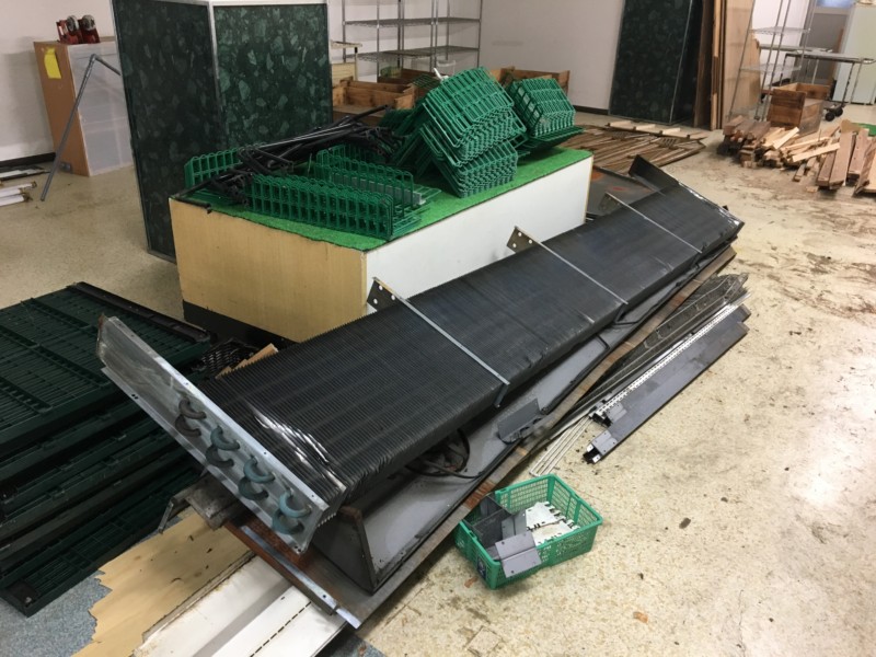 名古屋市西区スーパー内装解体・現状復旧