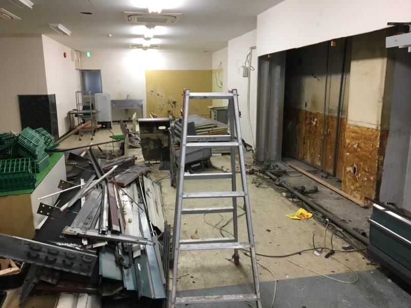 名古屋市西区スーパー内装解体・現状復旧