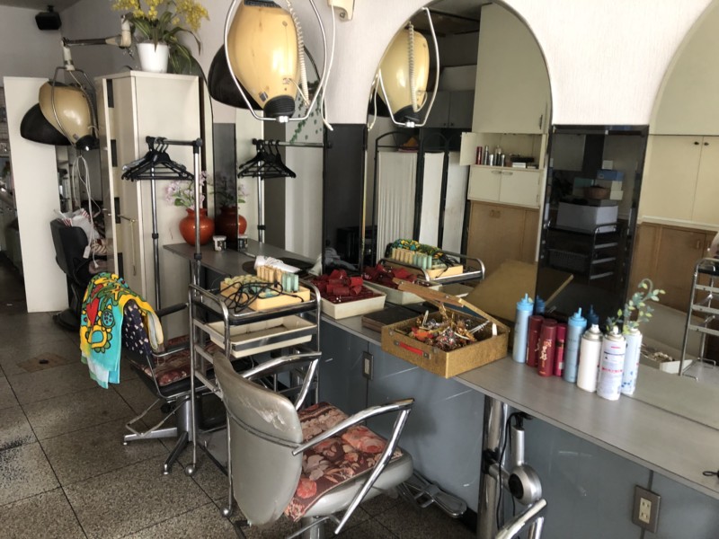 名古屋市北区の美容室の内装スケルトン工事