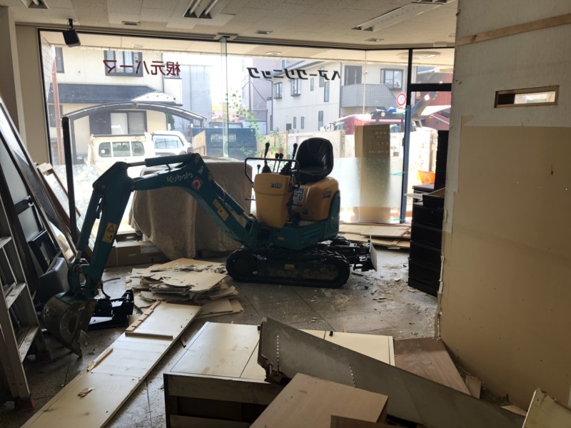 名古屋市北区の美容室の内装スケルトン工事